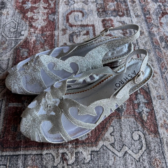 VTG ASHRO Womens Silver Glitter Mesh Slingback Heels Sandals Shoes 9.5W Church - Picture 6 of 10